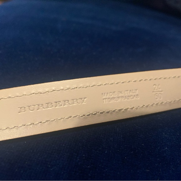 Burberry House Check Leather And Canvas Belt Little Kids Size 24 - Picture 4 of 7